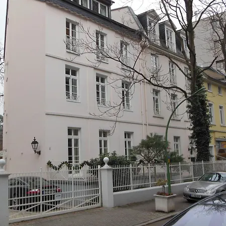Dirazi & Gmbh Lejlighedshotel Frankfurt am Main