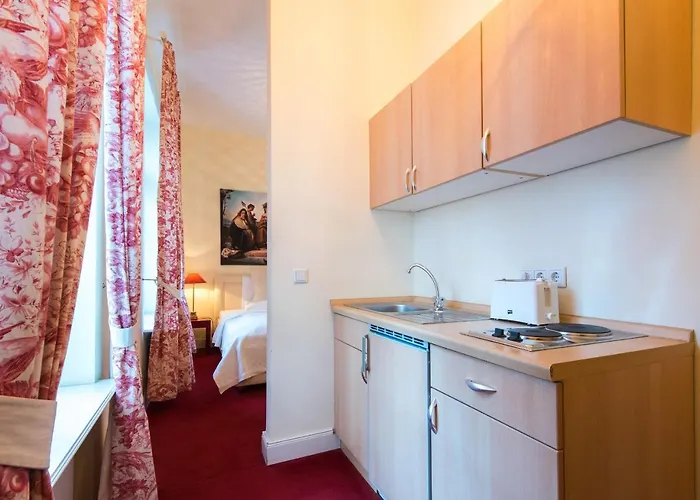 Dirazi & Gmbh פרנקפורט