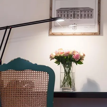 Ξενοδοχείο με διαμερίσματα Dirazi & Gmbh Φραγκφούρτη