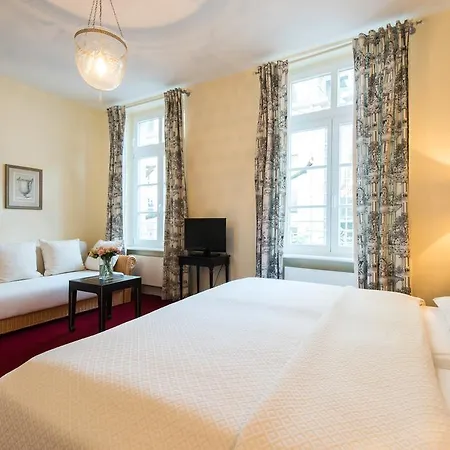 Dirazi & Gmbh Francfort-sur-le-Main